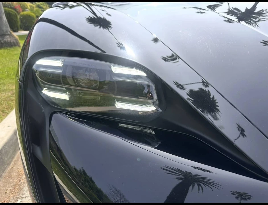 2021 Porsche Taycan - Image 12 of 18