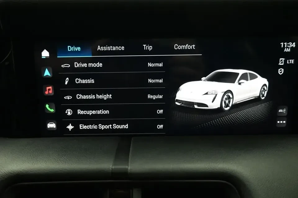 2021 Porsche Taycan 4S - Image 18 of 20