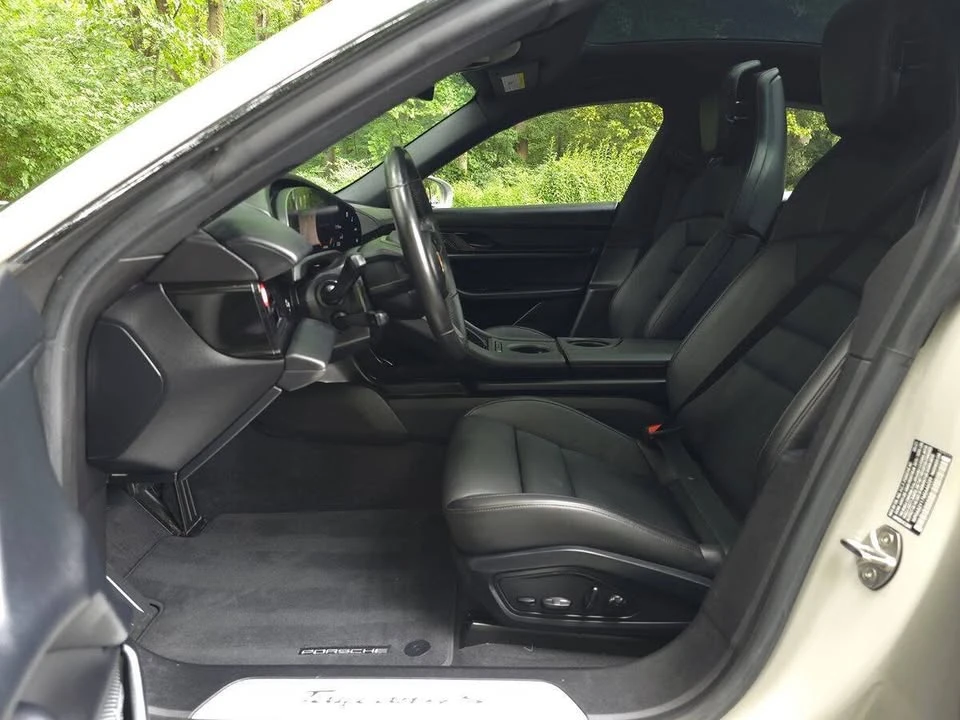 2021 Porsche Taycan - Image 11 of 20