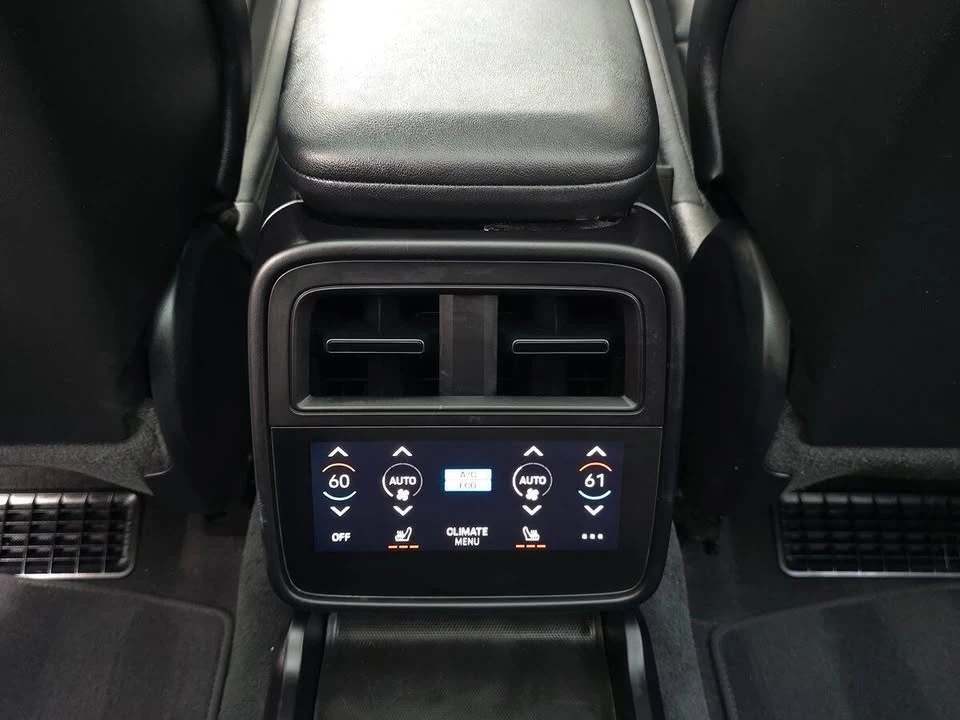 2021 Porsche Taycan - Image 16 of 20