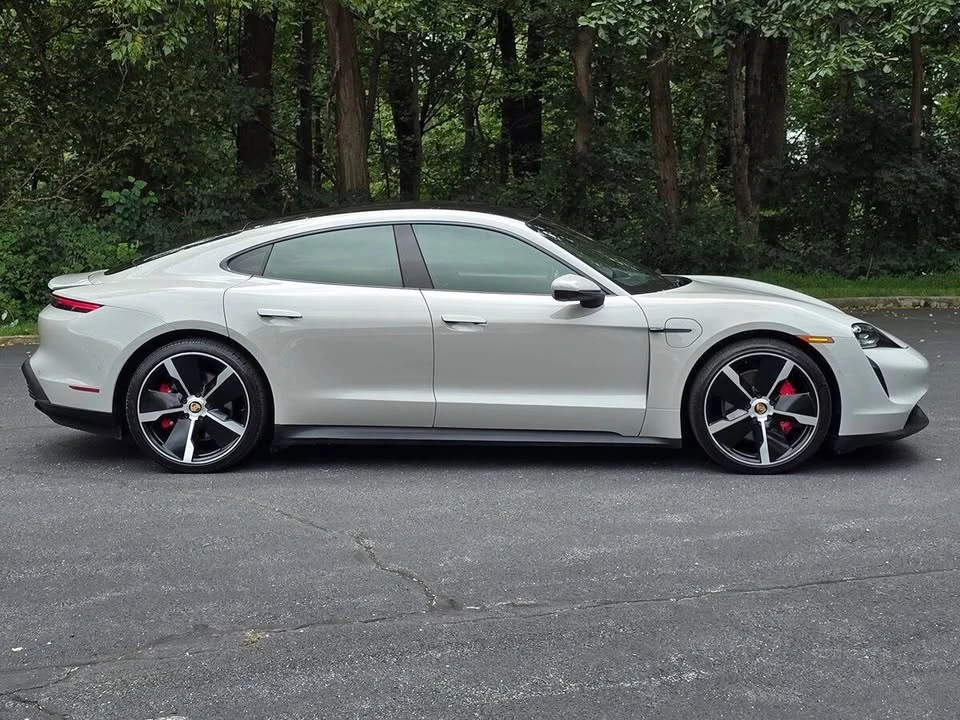 2021 Porsche Taycan - Image 7 of 20