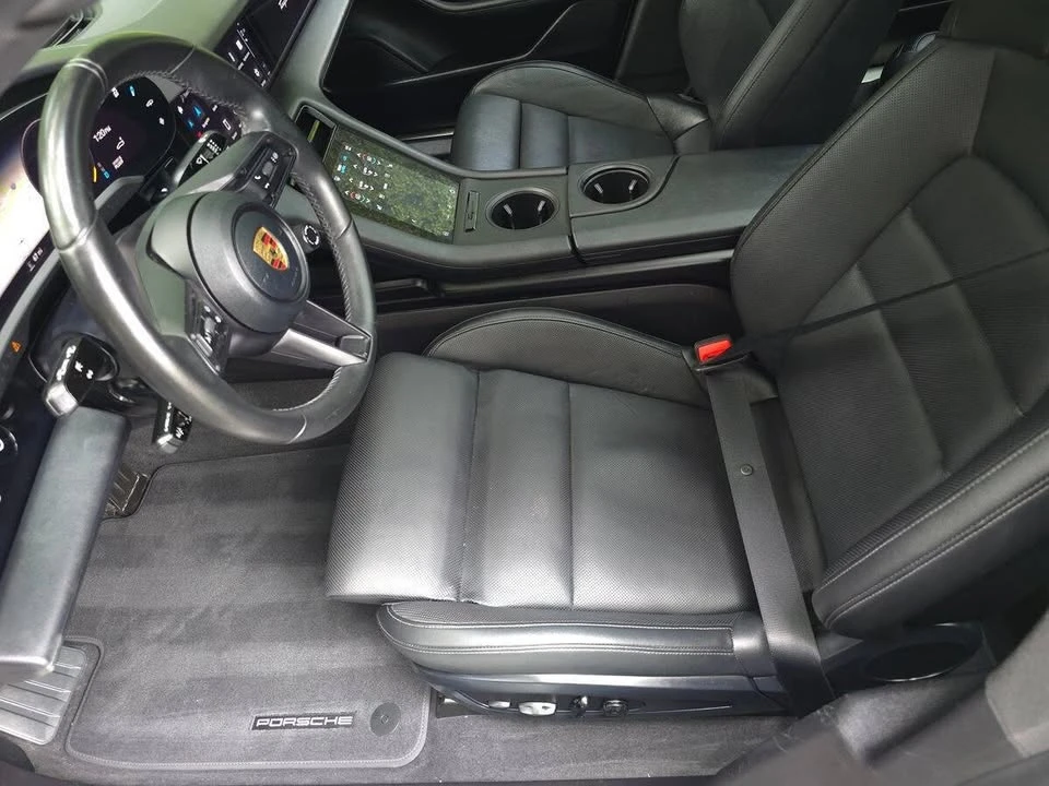 2021 Porsche Taycan - Image 12 of 20