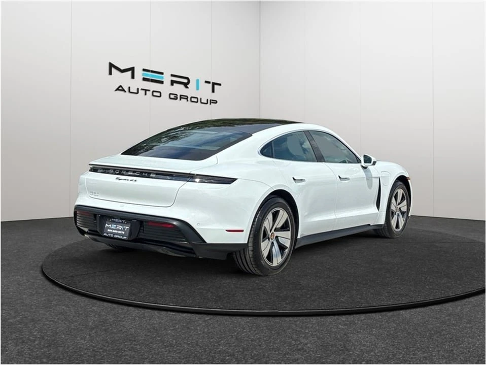 2021 Porsche Taycan - Image 9 of 20