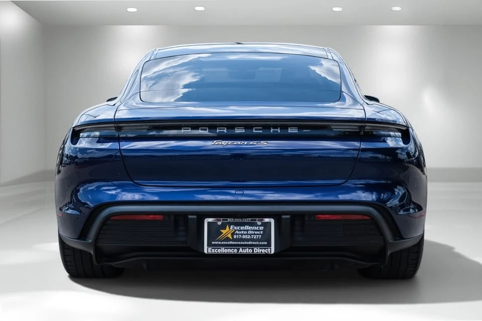 2021 Porsche Taycan - Image 8 of 15