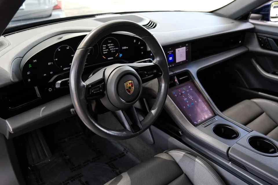 2021 Porsche Taycan - Image 2 of 15