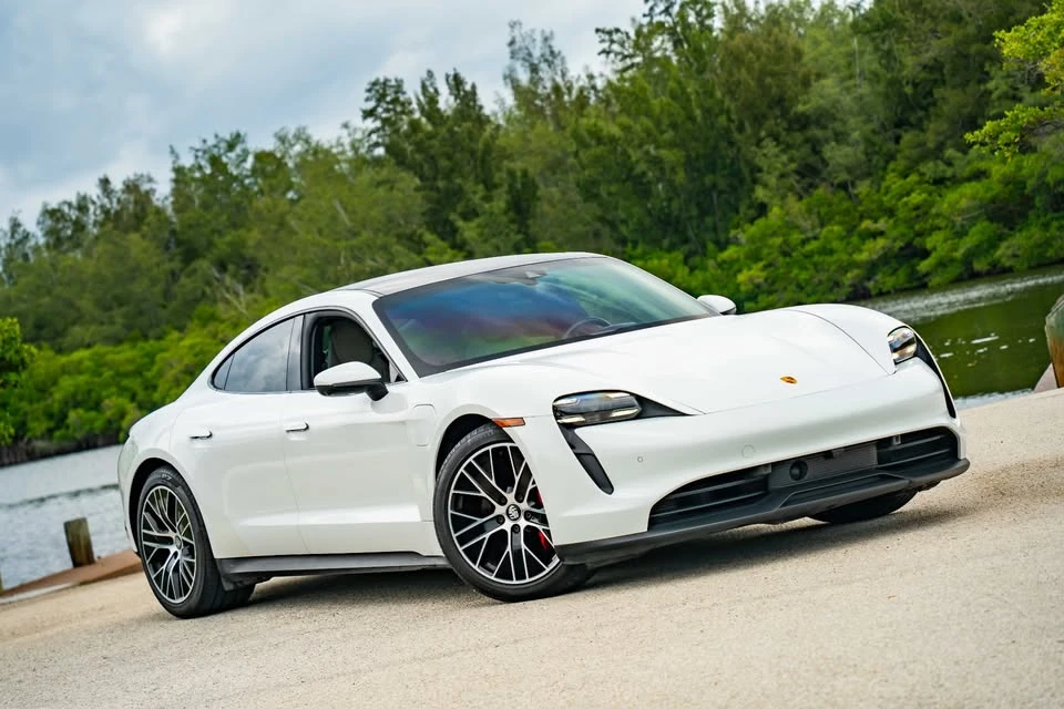 2021 Porsche Taycan - Image 6 of 20