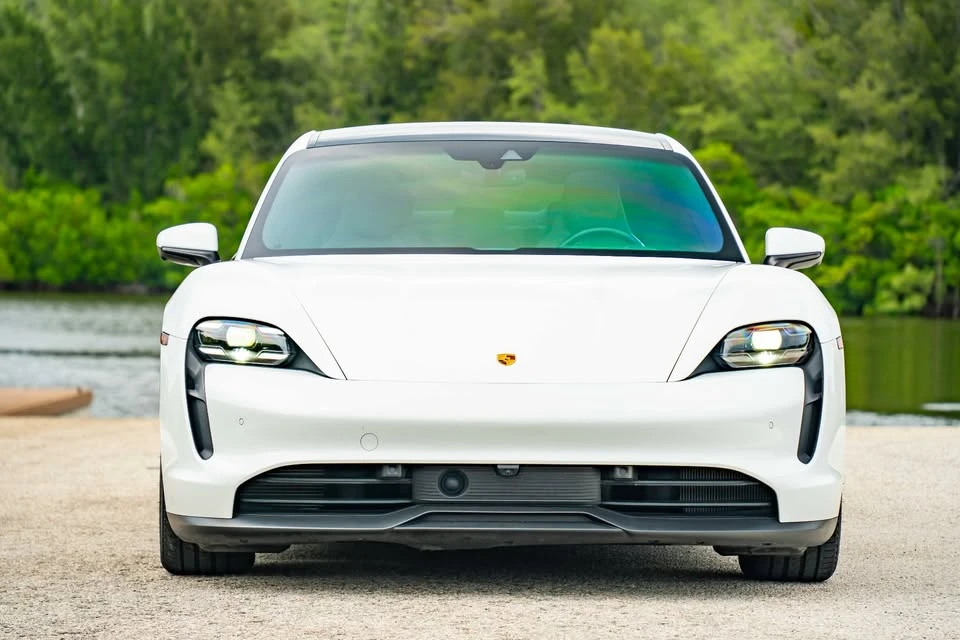 2021 Porsche Taycan - Image 16 of 20
