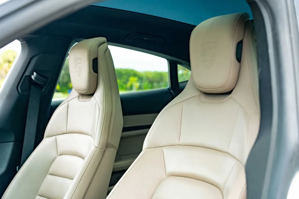 2021 Porsche Taycan - Image 2 of 20