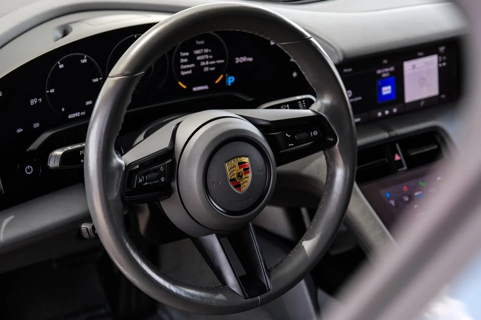 2021 Porsche Taycan - Image 13 of 15