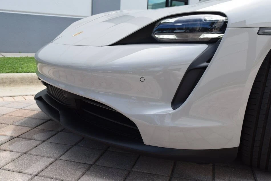 2021 Porsche Taycan - Image 15 of 20