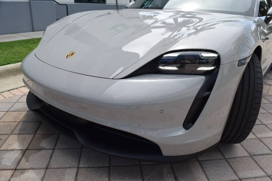 2021 Porsche Taycan - Image 9 of 20