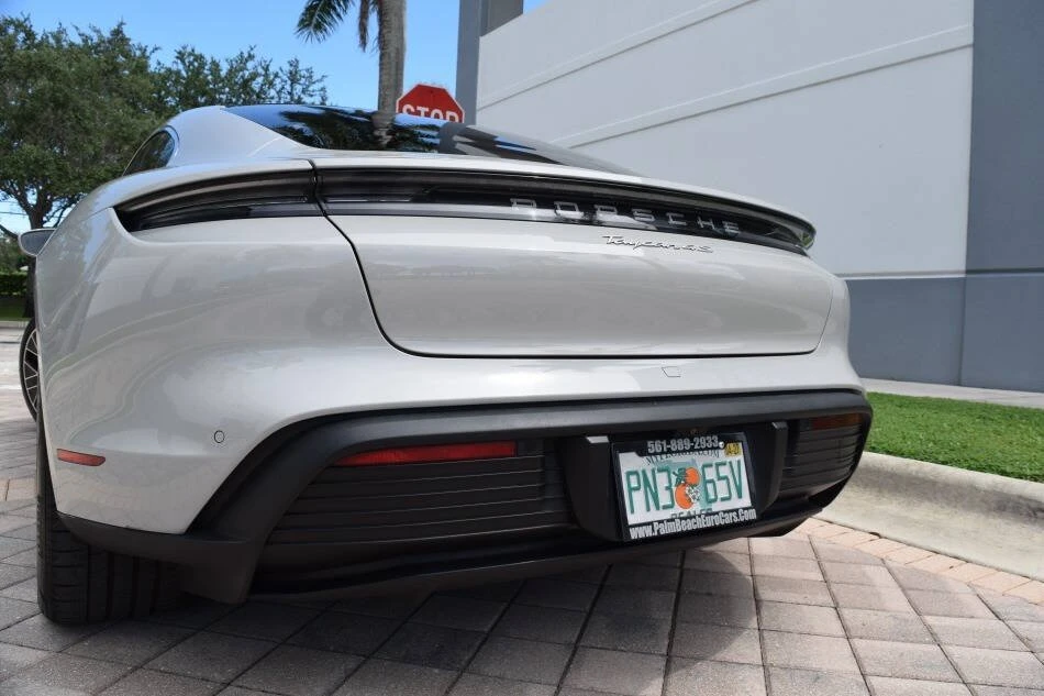 2021 Porsche Taycan - Image 19 of 20