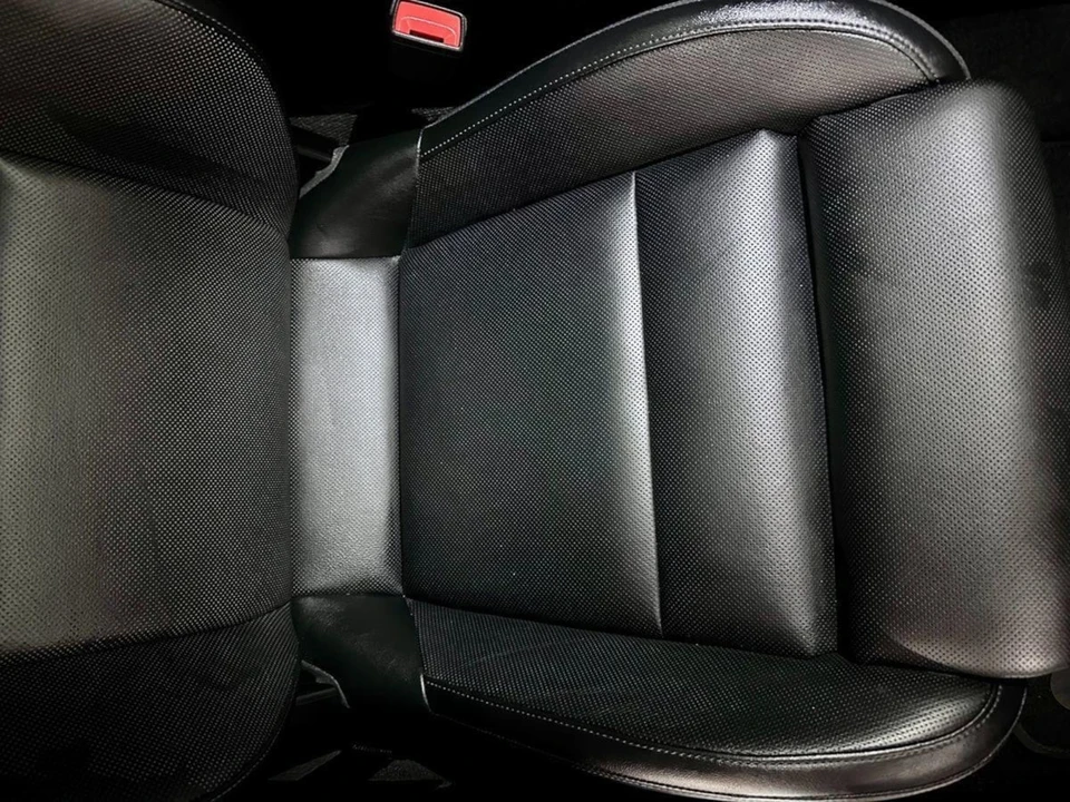 2021 Porsche Taycan - Image 19 of 21