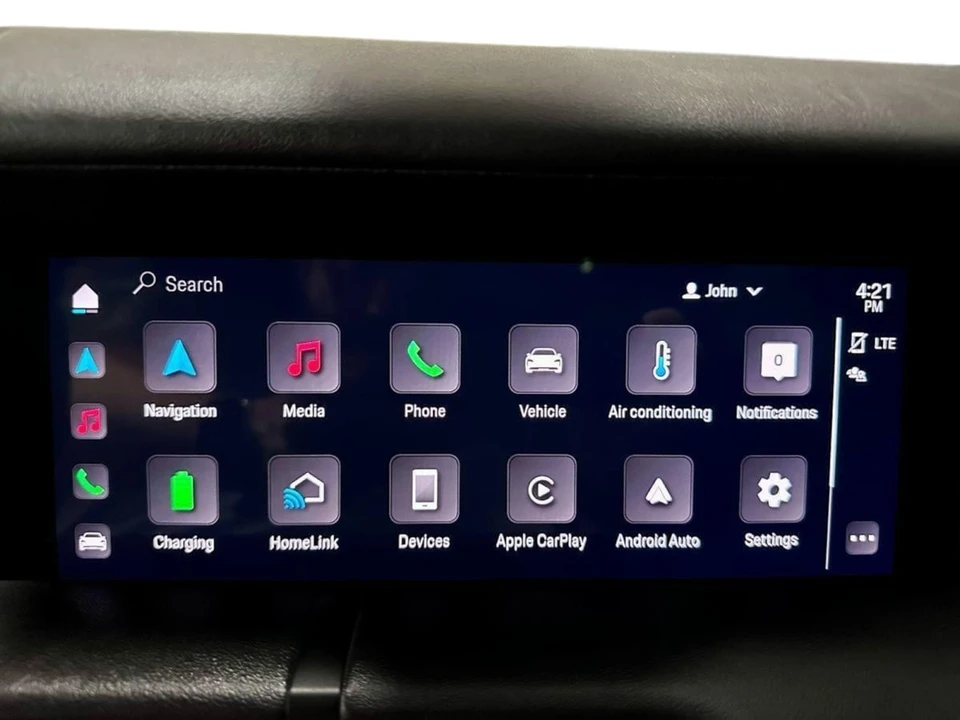 2021 Porsche Taycan - Image 14 of 21