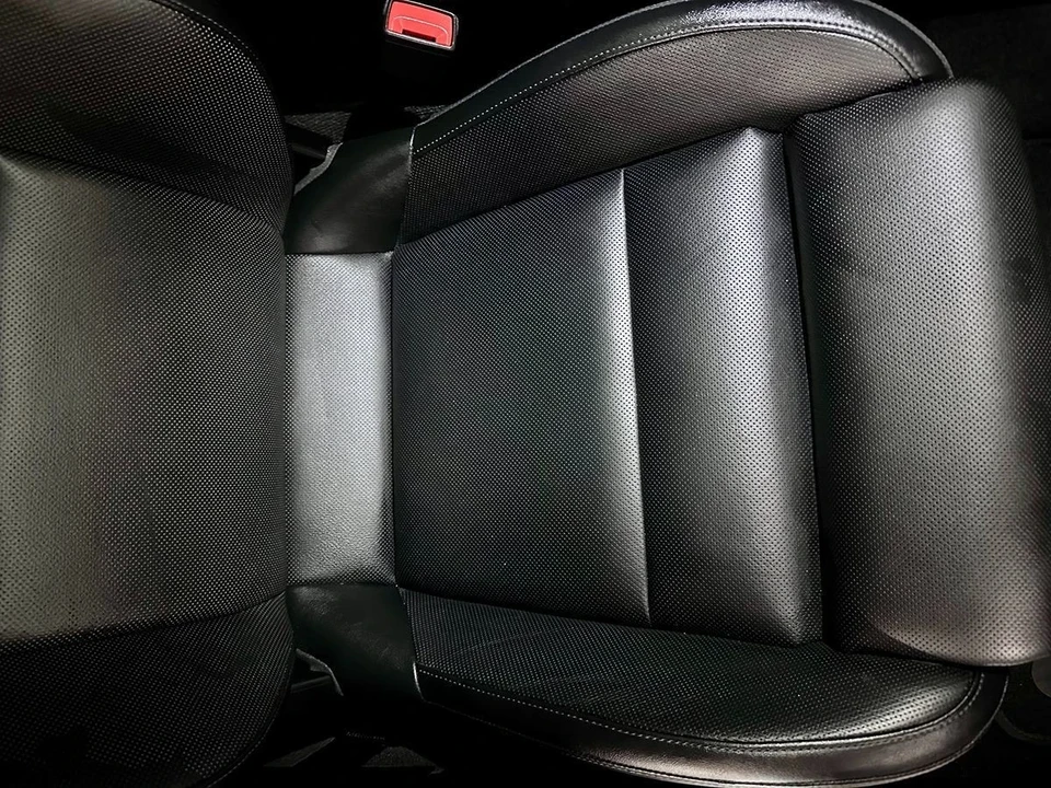 2021 Porsche Taycan - Image 19 of 21