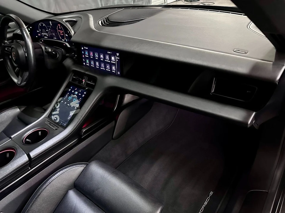 2021 Porsche Taycan - Image 20 of 21