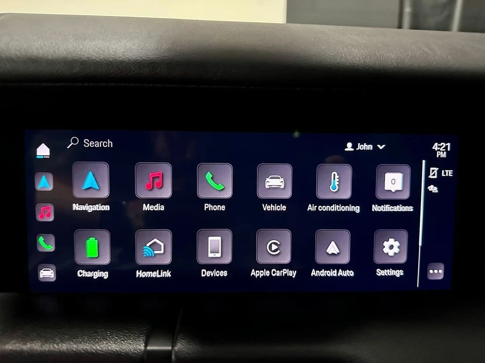 2021 Porsche Taycan - Image 14 of 21