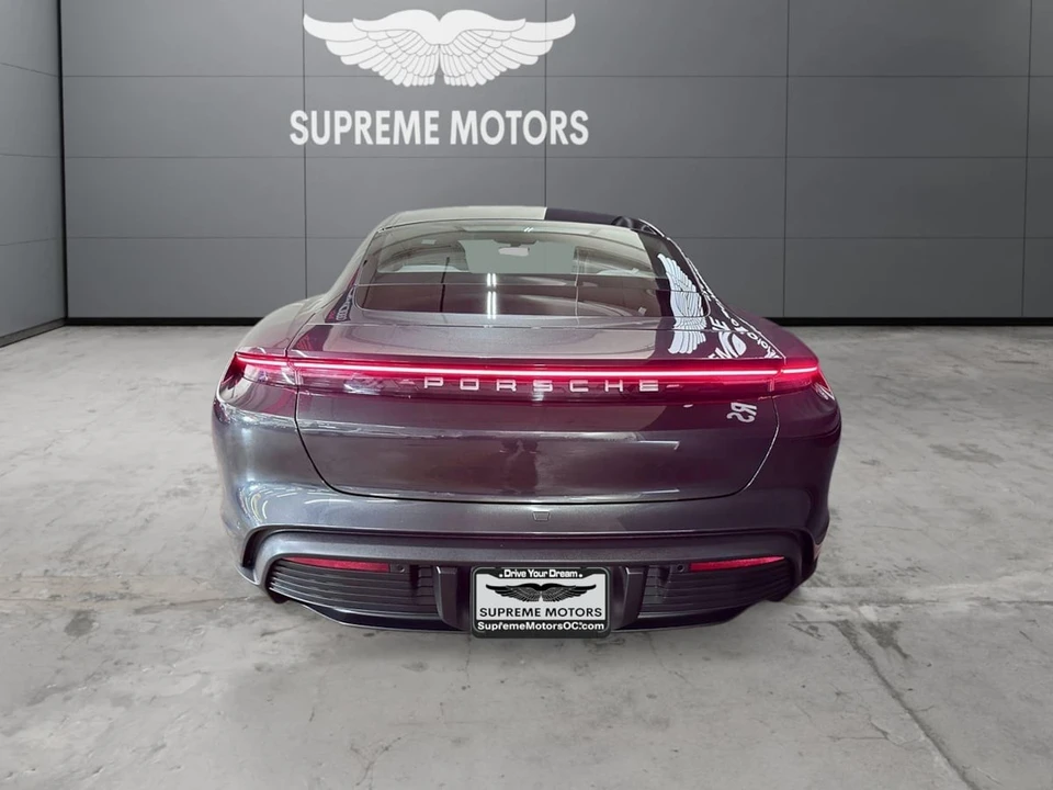 2021 Porsche Taycan - Image 8 of 21