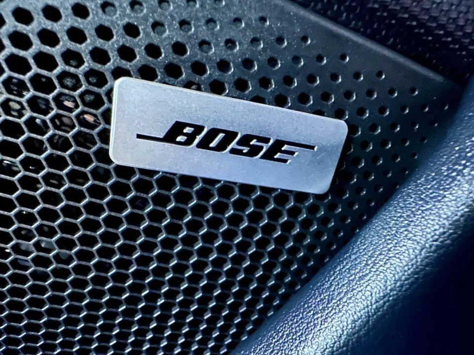 2021 Porsche Taycan - Image 24 of 31
