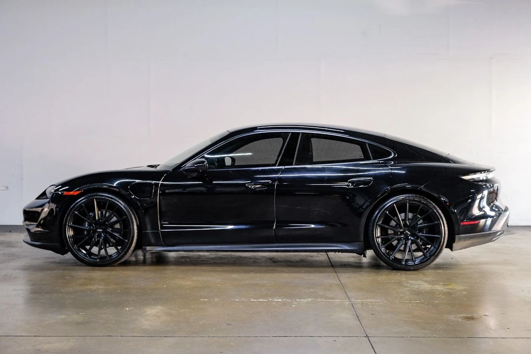 2021 Porsche Taycan - Image 17 of 21