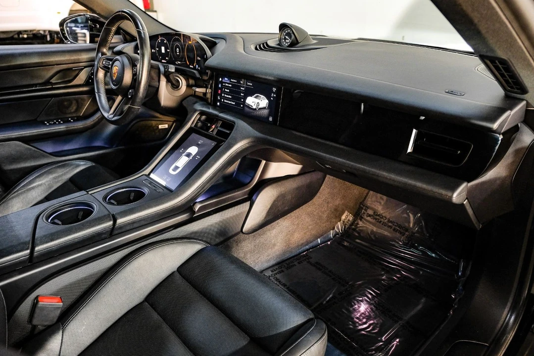 2021 Porsche Taycan - Image 20 of 21