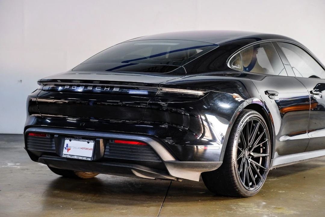 2021 Porsche Taycan - Image 13 of 21