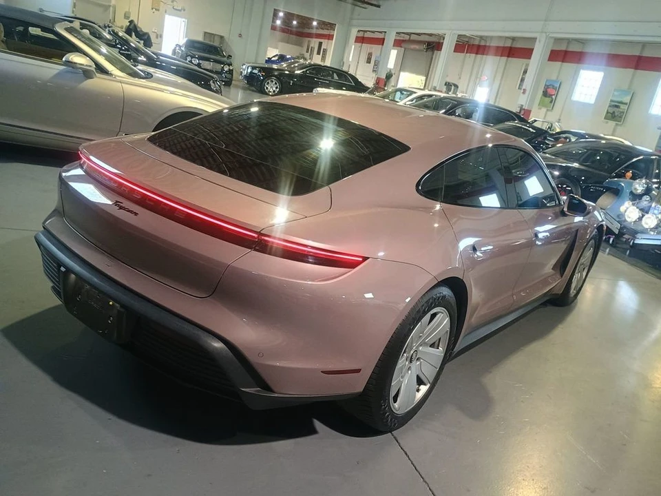2021 Porsche Taycan - Image 5 of 12