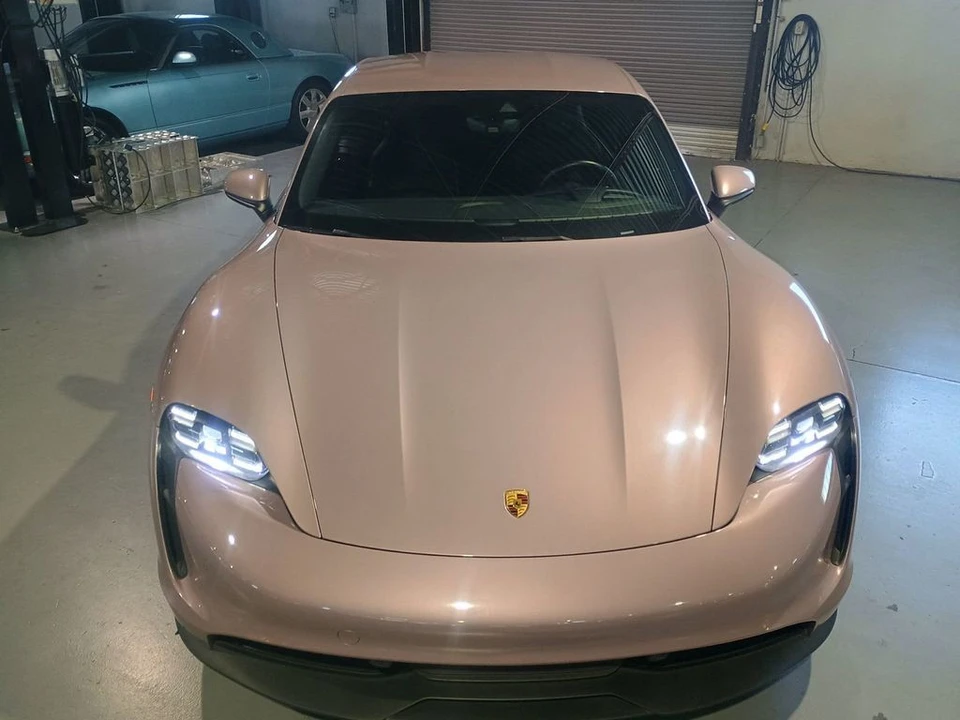 2021 Porsche Taycan - Image 9 of 12