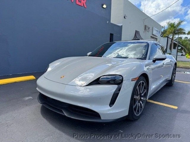 2021 Porsche Taycan - Image 4 of 12