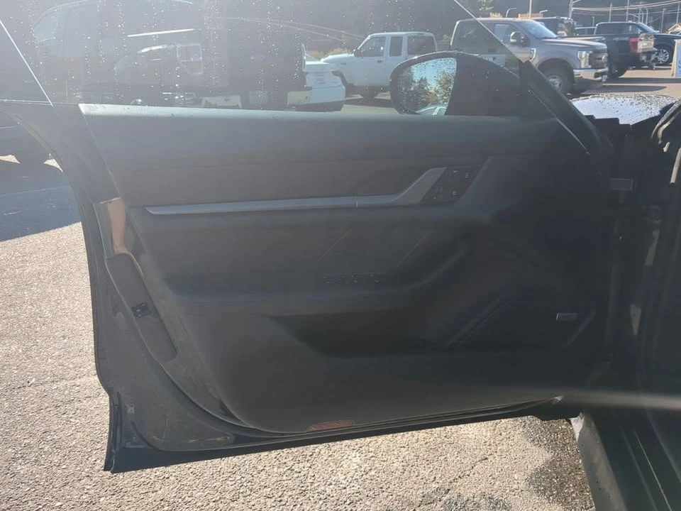 2021 Porsche Taycan 4S - Image 11 of 19