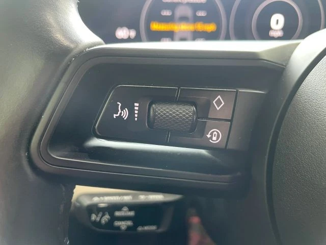 2021 Porsche Taycan - Image 9 of 30