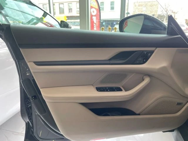 2021 Porsche Taycan - Image 7 of 30