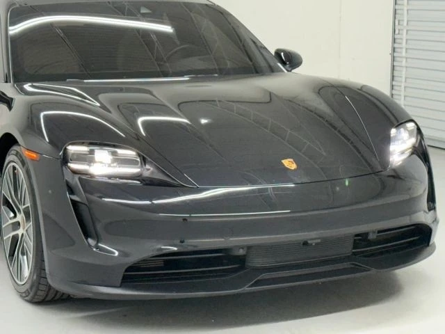 2021 Porsche Taycan - Image 9 of 12
