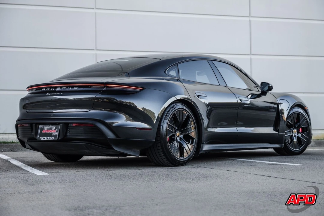 2021 Porsche Taycan 4S - Image 10 of 12