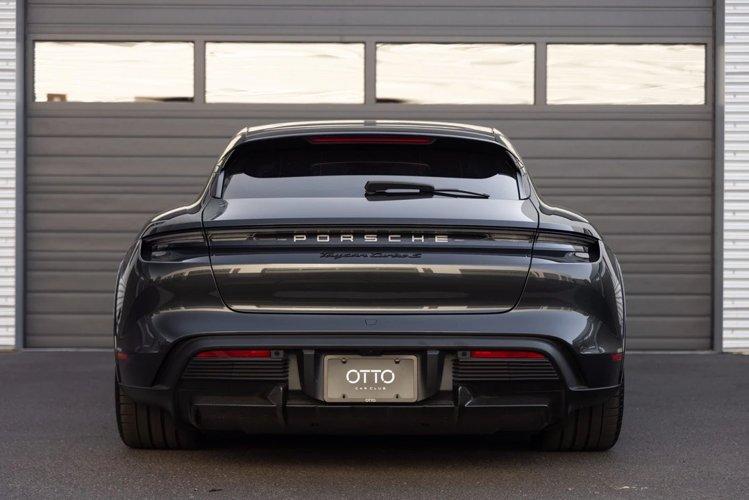 2021 Porsche Taycan Cross Turismo - Image 13 of 31