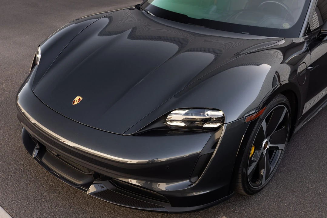 2021 Porsche Taycan Cross Turismo - Image 23 of 31