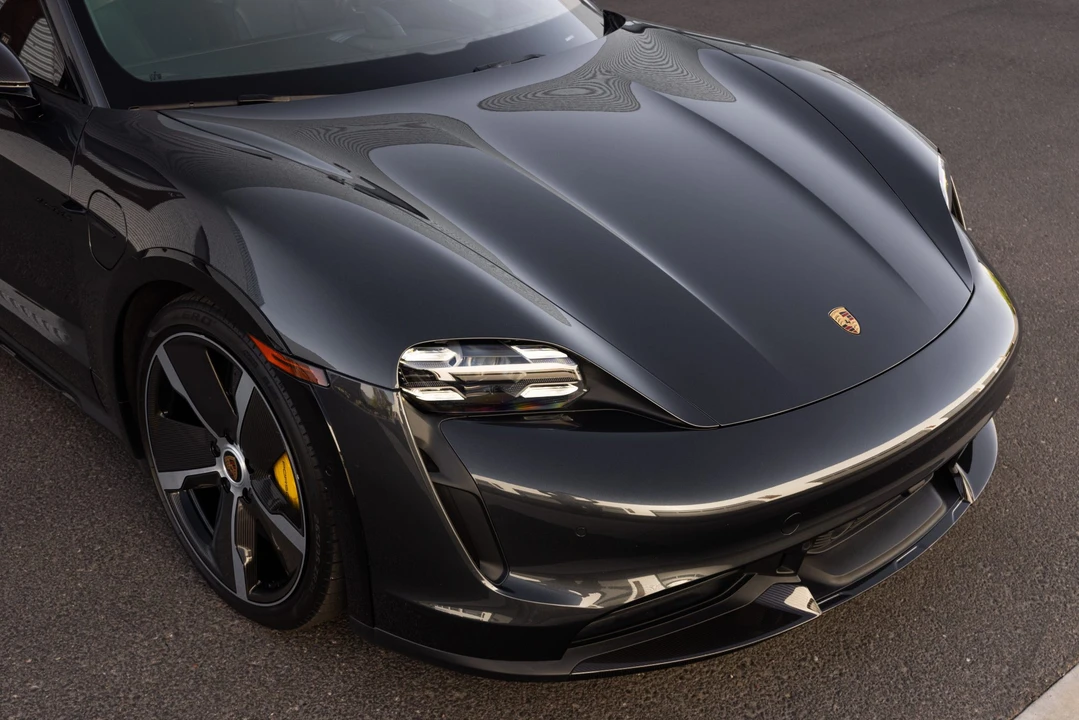 2021 Porsche Taycan Cross Turismo - Image 24 of 31