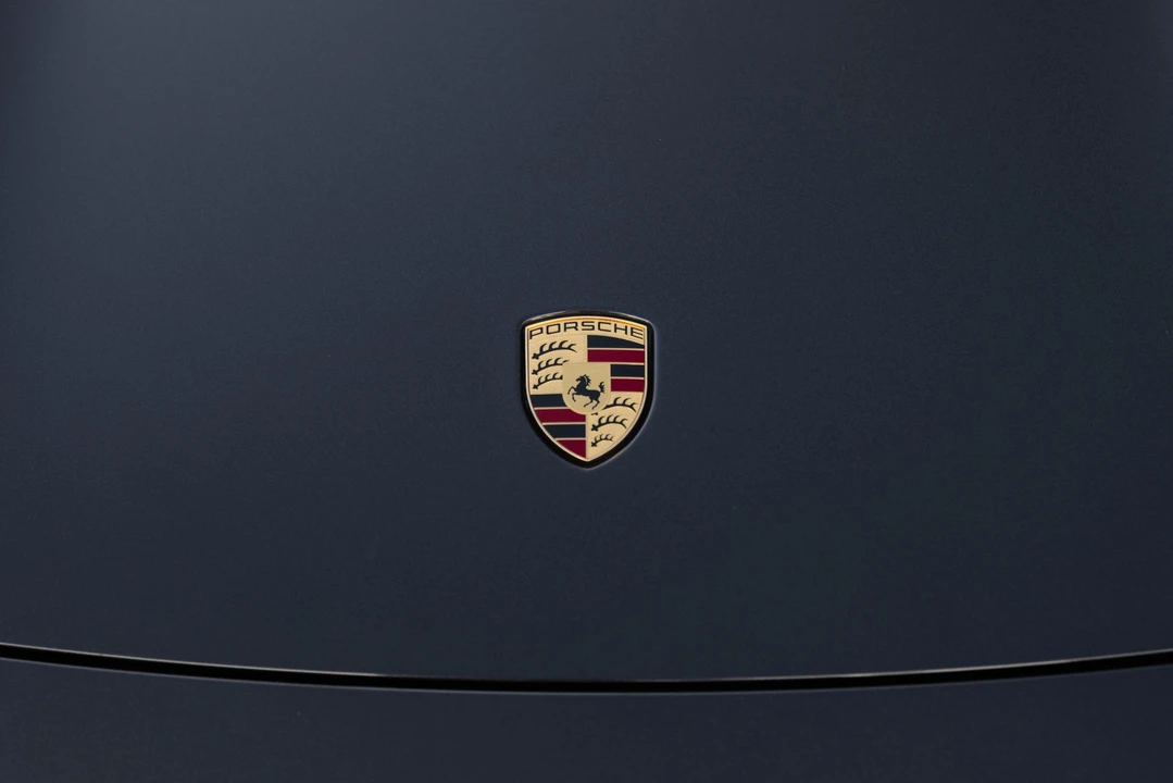 2021 Porsche Taycan Cross Turismo - Image 27 of 31