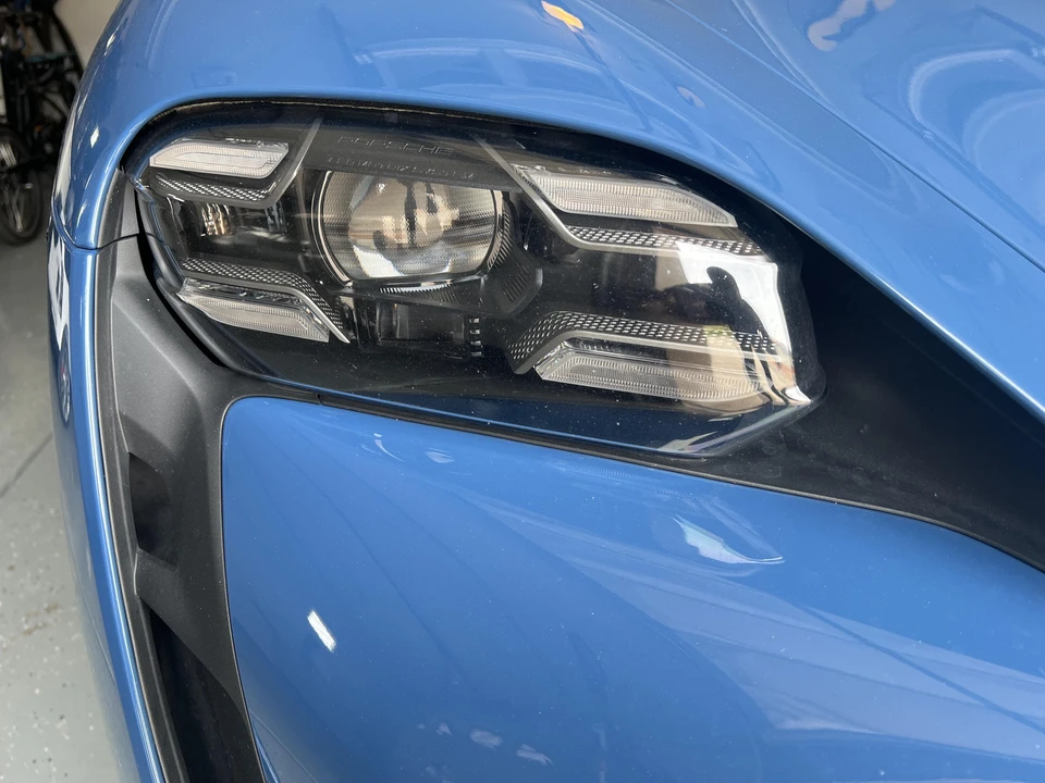 2021 Porsche Taycan Turbo S - Image 16 of 31