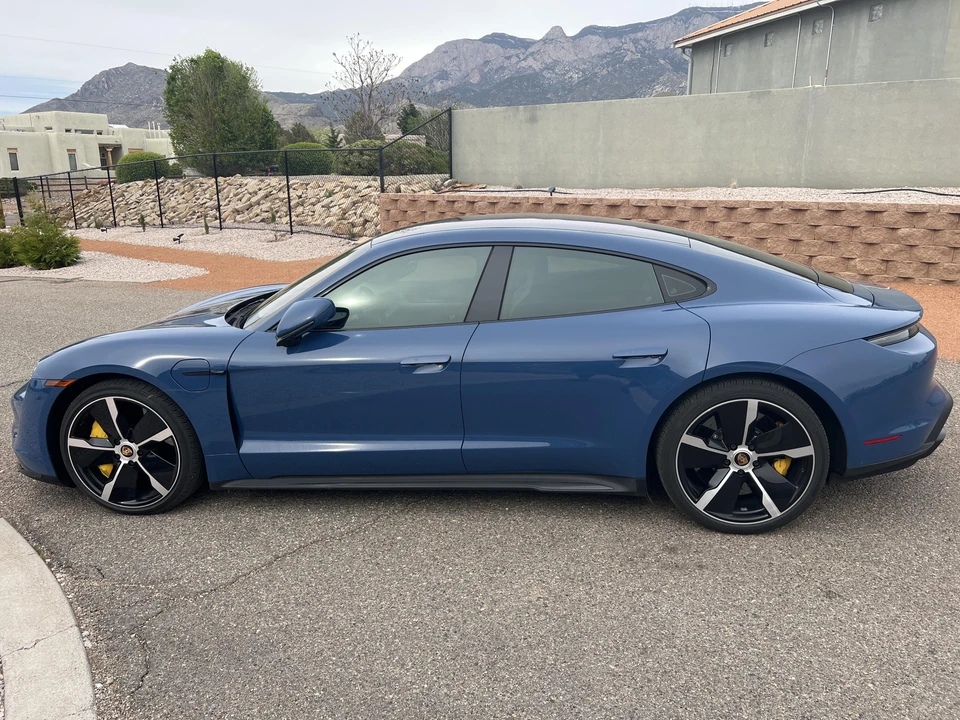 2021 Porsche Taycan Turbo S - Image 9 of 31