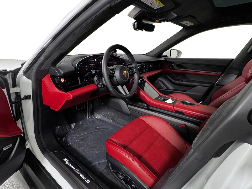 2021 Porsche Taycan Turbo S - Image 4 of 5