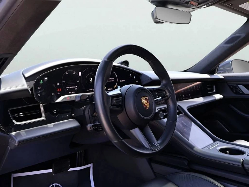 2021 Porsche Taycan Turbo S - Image 4 of 5