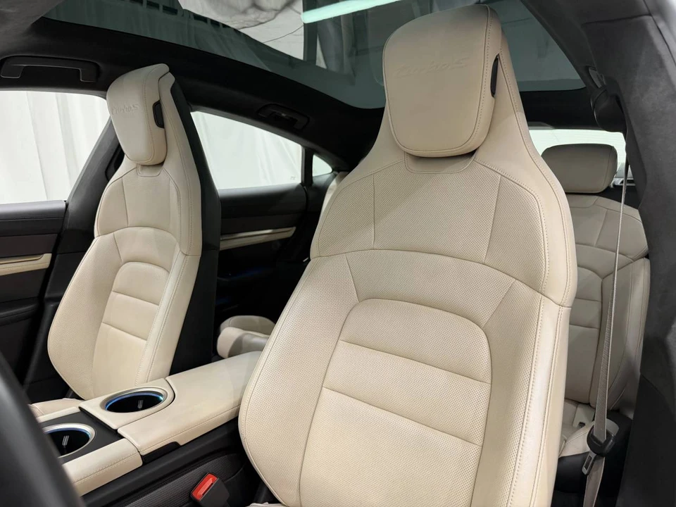 2021 Porsche Taycan Turbo S - Image 5 of 5