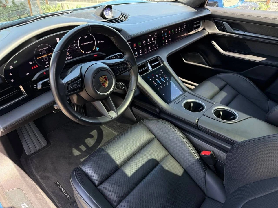 2021 Porsche Taycan Turbo S - Image 4 of 5