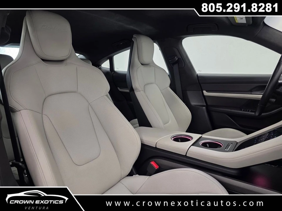 2021 Porsche - Image 17 of 31