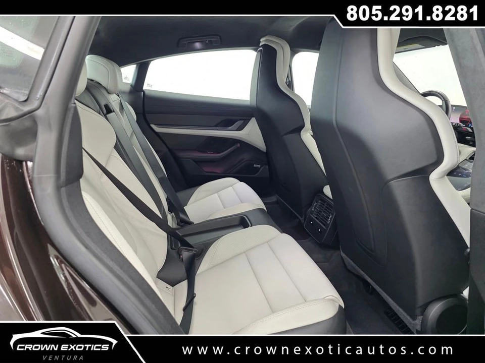 2021 Porsche - Image 24 of 31