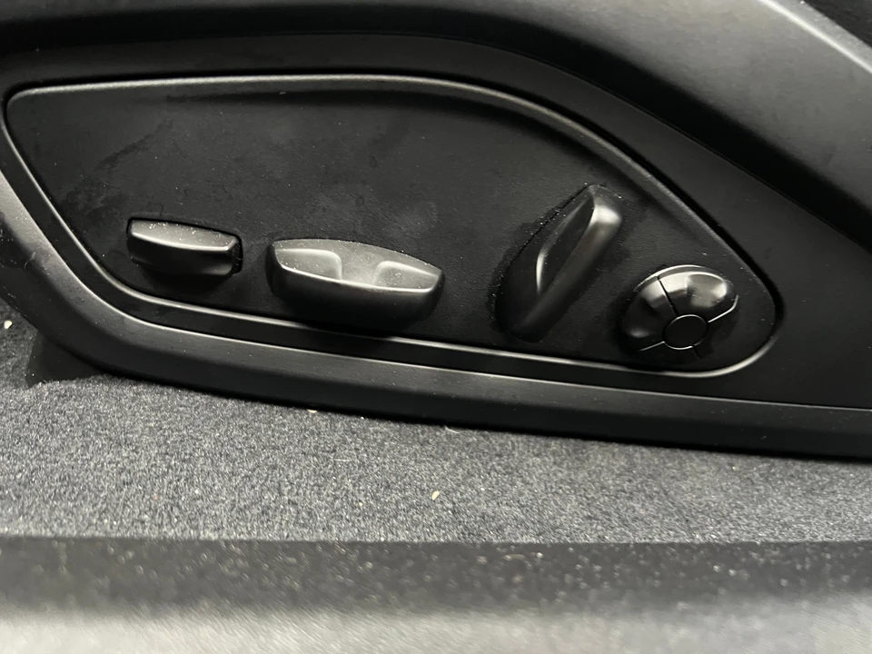 2021 Porsche Taycan Turbo S - Image 11 of 31