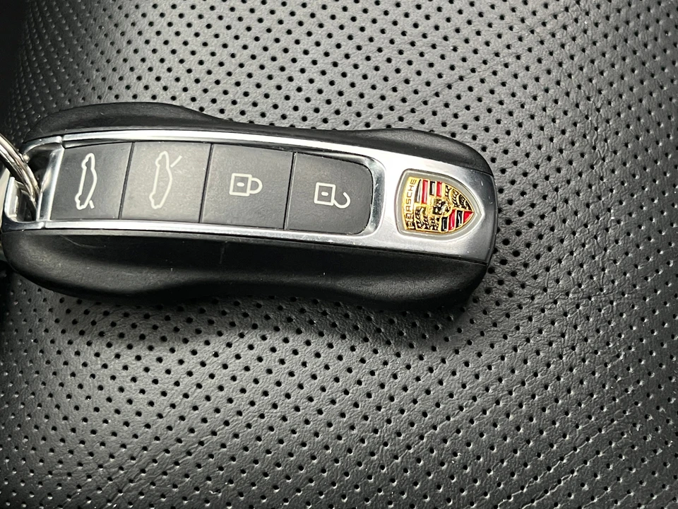 2021 Porsche Taycan Turbo S - Image 14 of 31