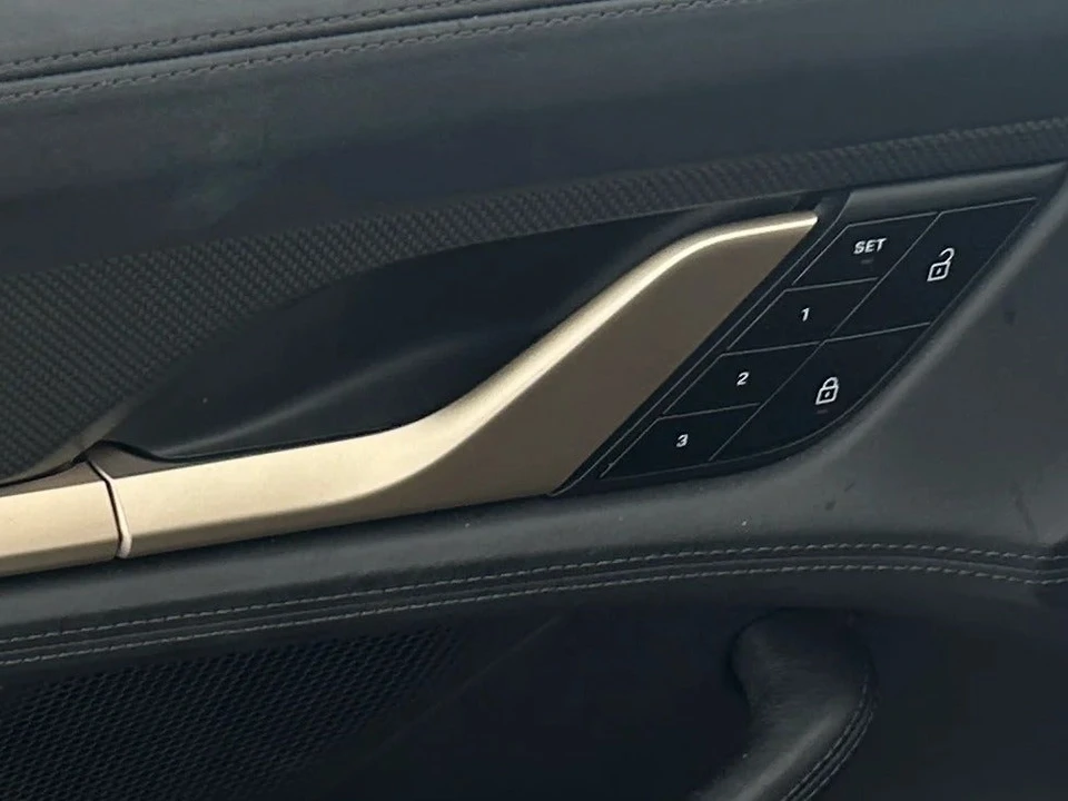 2021 Porsche Taycan Turbo S - Image 22 of 31