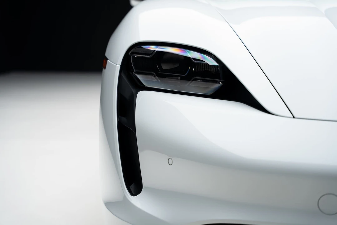 2021 Porsche Taycan Turbo - Image 8 of 21